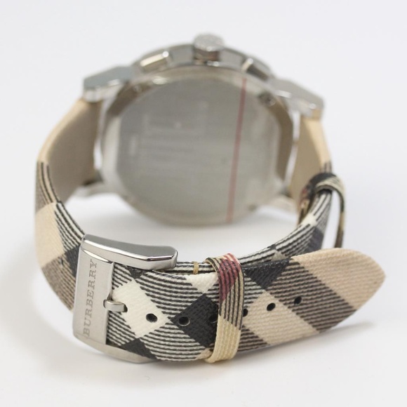 COPY - - NEW Burberry Men\'s City Leather Strap Nova…